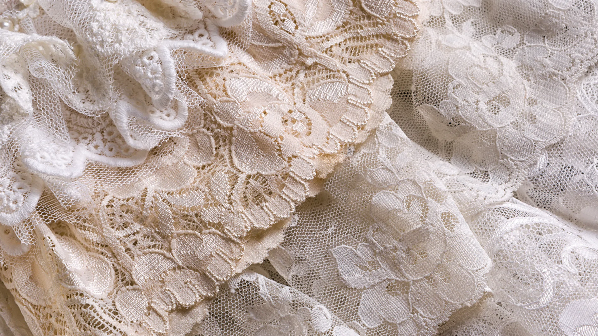 Lavagem de Roupas Delicadas de Renda